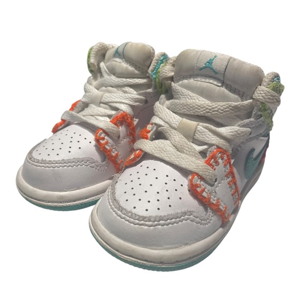 Nike Air Jordan 1 Mid SE White TD Shoes (NO INSOLE) DM6220-100 Size 4C‎ - Picture 5 of 9